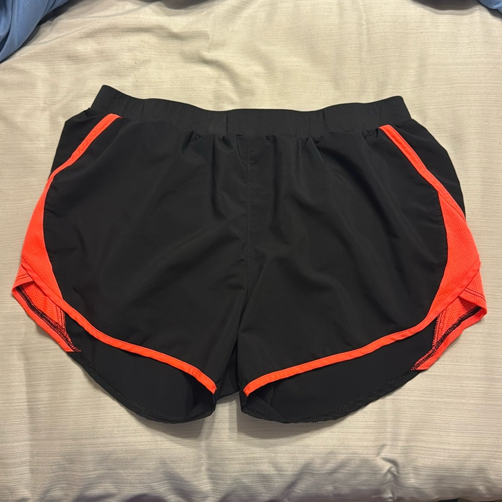 Under Armour Lined Shorts 
Black and neon orangey pink
Large